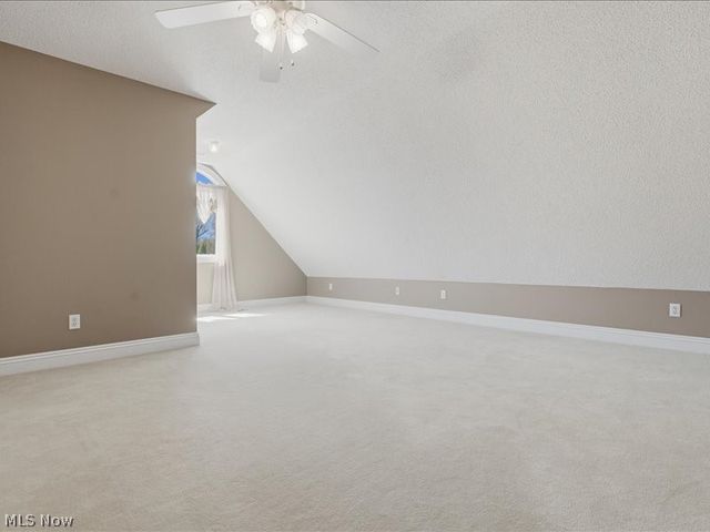 31 Wyndmere, Vienna, WV 26105