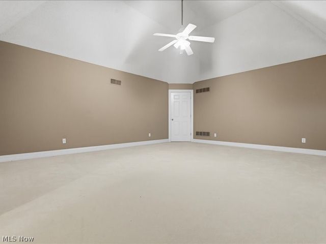 31 Wyndmere, Vienna, WV 26105