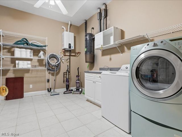 31 Wyndmere, Vienna, WV 26105