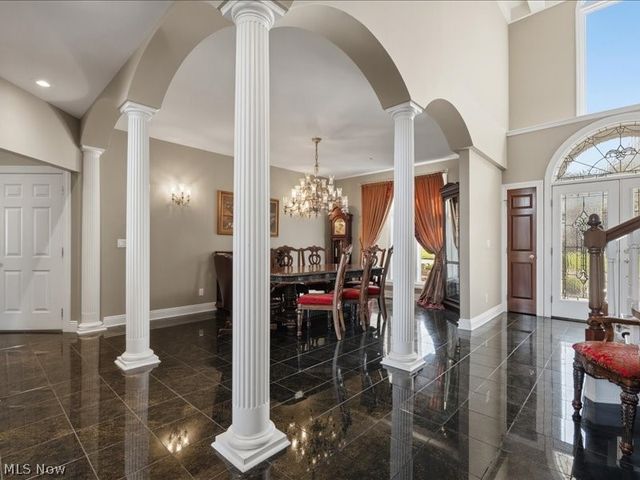 31 Wyndmere, Vienna, WV 26105