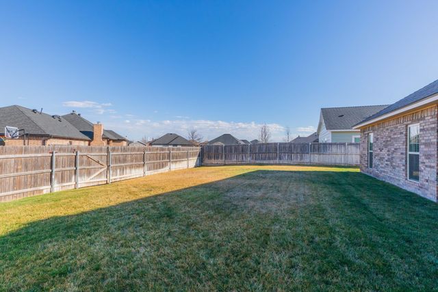 62 CANYON EAST Parkway, Canyon, TX 79015