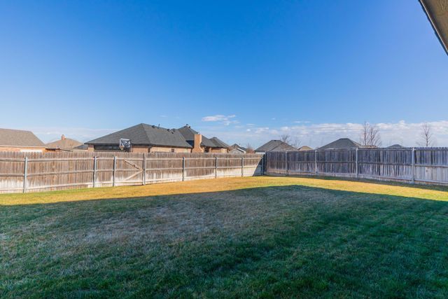 62 CANYON EAST Parkway, Canyon, TX 79015