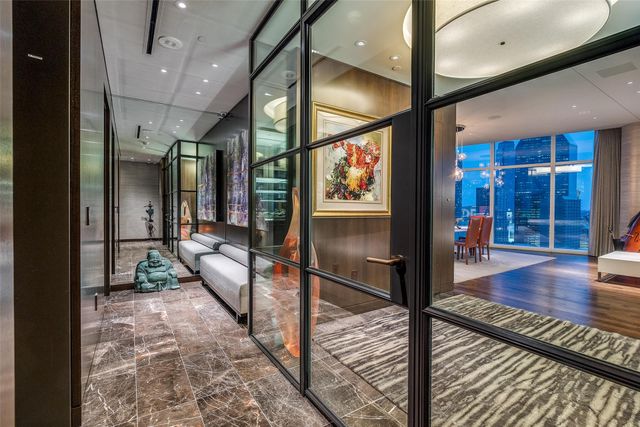 1918 Olive Street 1603, Dallas, TX 75201