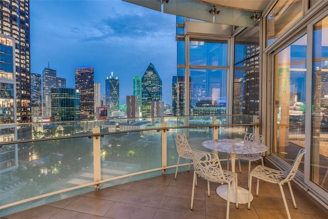1918 Olive Street 1603, Dallas, TX 75201