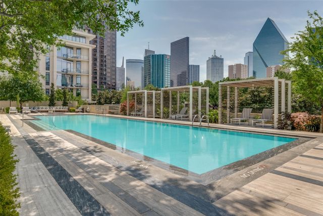 1918 Olive Street 1603, Dallas, TX 75201