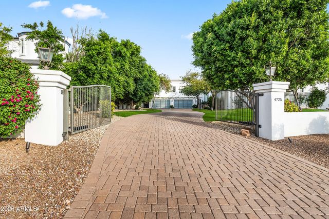 4725 N LAUNFAL Avenue, Phoenix, AZ 85018