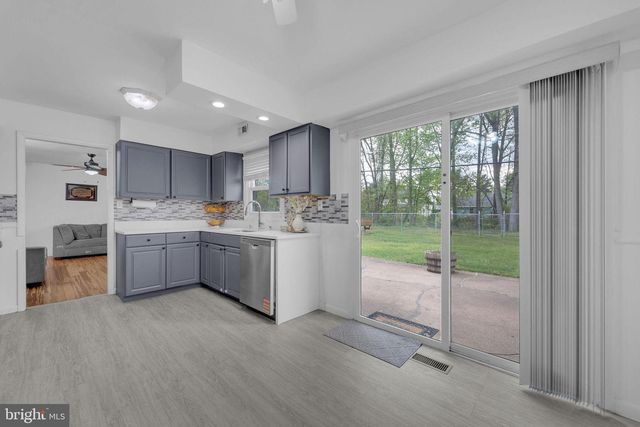 13 NORTHAMPTON DR, Willingboro, NJ 08046