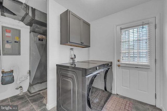 13 NORTHAMPTON DR, Willingboro, NJ 08046