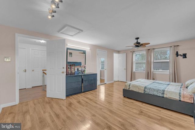 13 NORTHAMPTON DR, Willingboro, NJ 08046