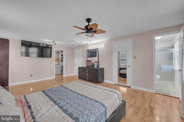 13 NORTHAMPTON DR, Willingboro, NJ 08046
