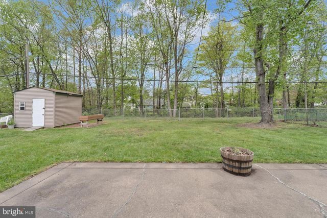 13 NORTHAMPTON DR, Willingboro, NJ 08046