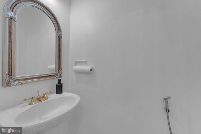 13 NORTHAMPTON DR, Willingboro, NJ 08046