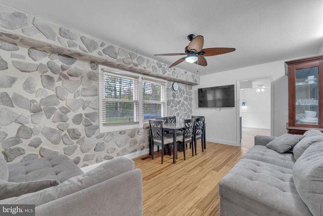 13 NORTHAMPTON DR, Willingboro, NJ 08046
