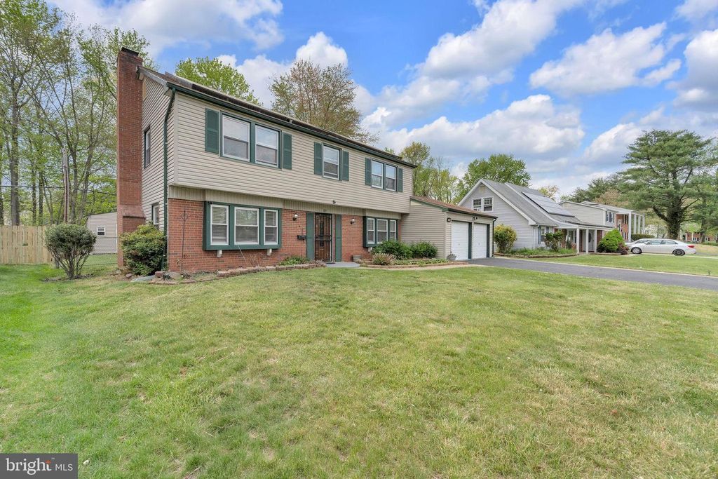 13 NORTHAMPTON DR, Willingboro, NJ 08046