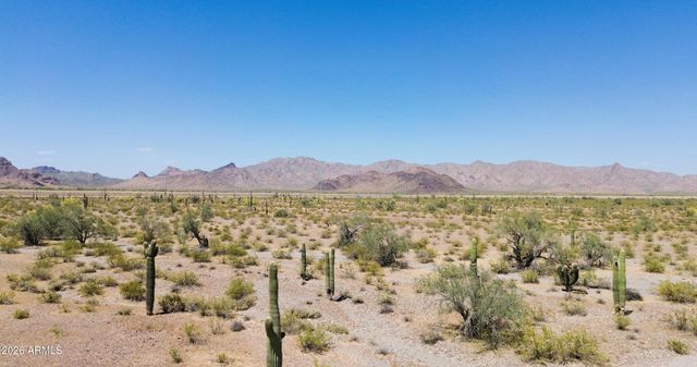 9501 N 401st Avenue -, Tonopah, AZ 85354