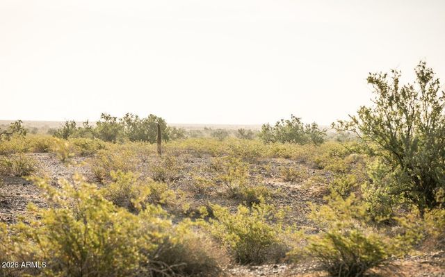 9501 N 401st Avenue -, Tonopah, AZ 85354