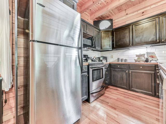 34 Amber Way, Morganton, GA 30560