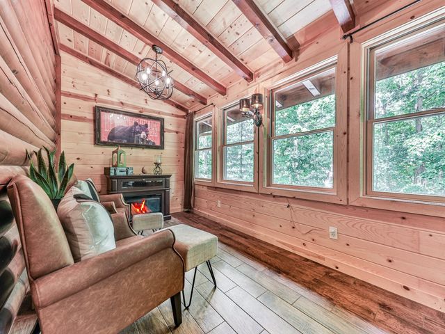 34 Amber Way, Morganton, GA 30560
