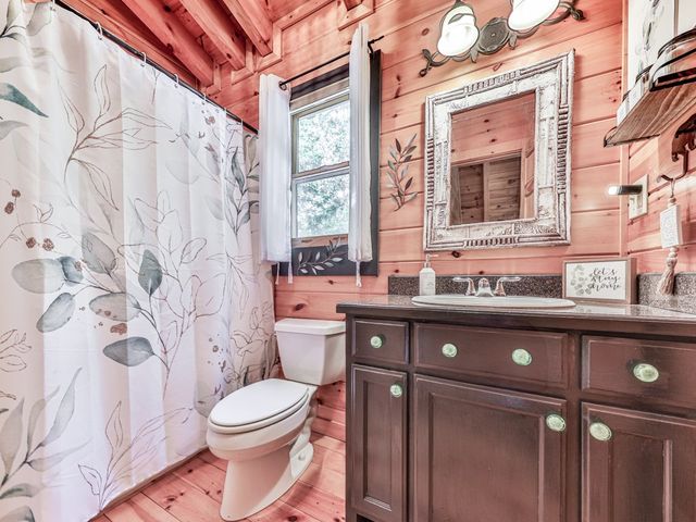 34 Amber Way, Morganton, GA 30560