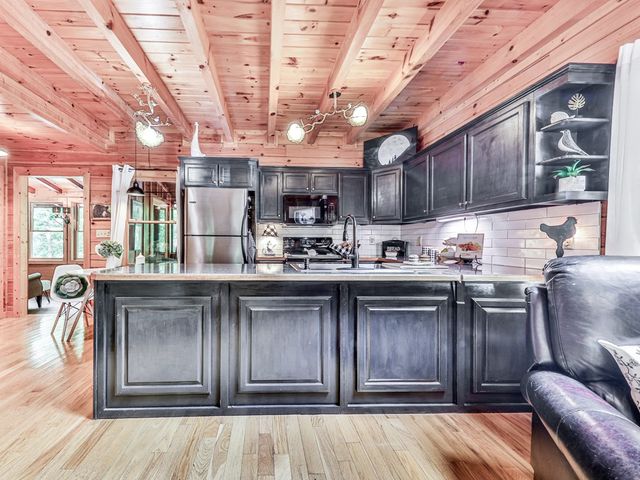 34 Amber Way, Morganton, GA 30560