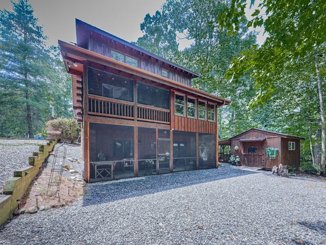 34 Amber Way, Morganton, GA 30560