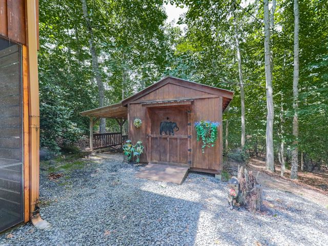 34 Amber Way, Morganton, GA 30560