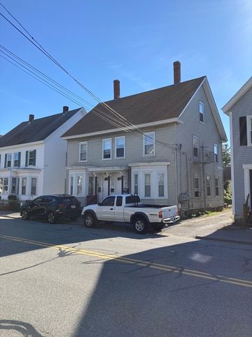 930 Lakeview, Lowell, MA 01850