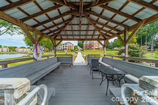 7822 Village Harbor Drive, Cornelius, NC 28031