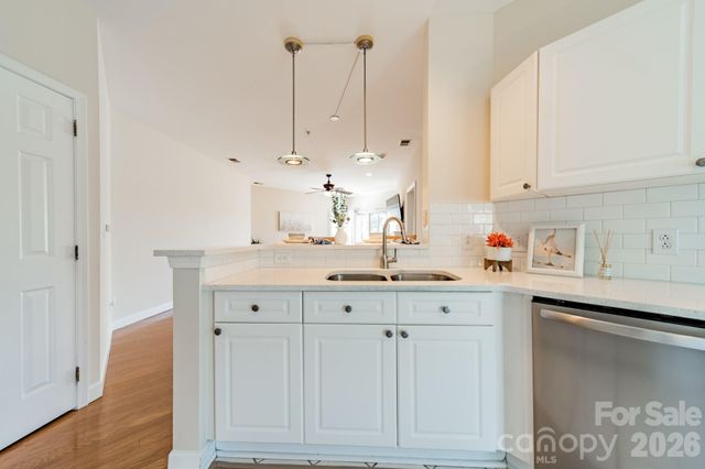 7822 Village Harbor Drive, Cornelius, NC 28031