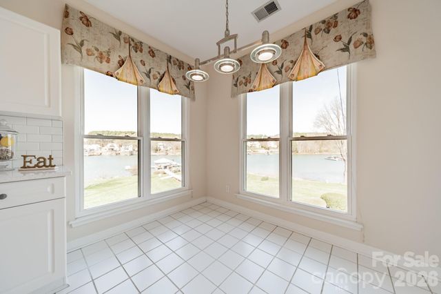 7822 Village Harbor Drive, Cornelius, NC 28031