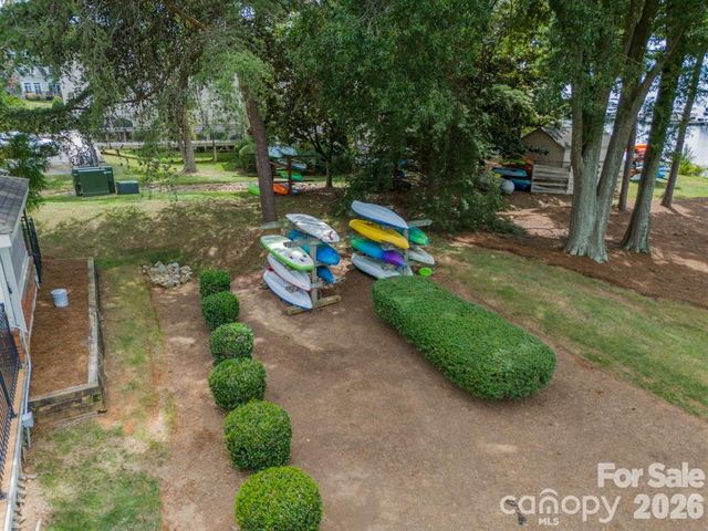 7822 Village Harbor Drive, Cornelius, NC 28031