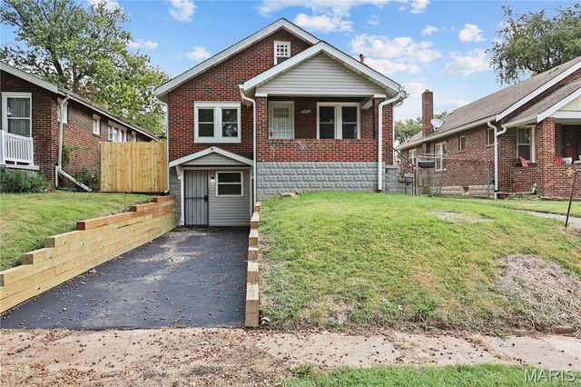 7095 Lexington Avenue, Velda City, MO 63121