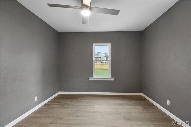 7095 Lexington Avenue, Velda City, MO 63121