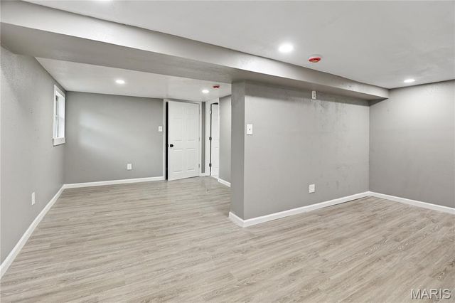 7095 Lexington Avenue, Velda City, MO 63121