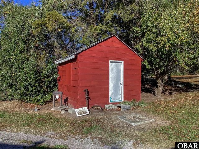 4271 Caratoke Highway, Barco, NC 27917