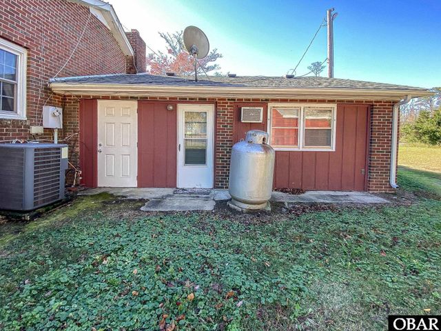 4271 Caratoke Highway, Barco, NC 27917