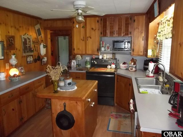 4271 Caratoke Highway, Barco, NC 27917