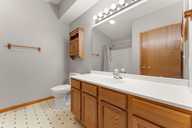 9497 Shelby Lane, Crown Point, IN 46307