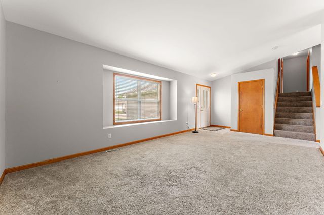 9497 Shelby Lane, Crown Point, IN 46307