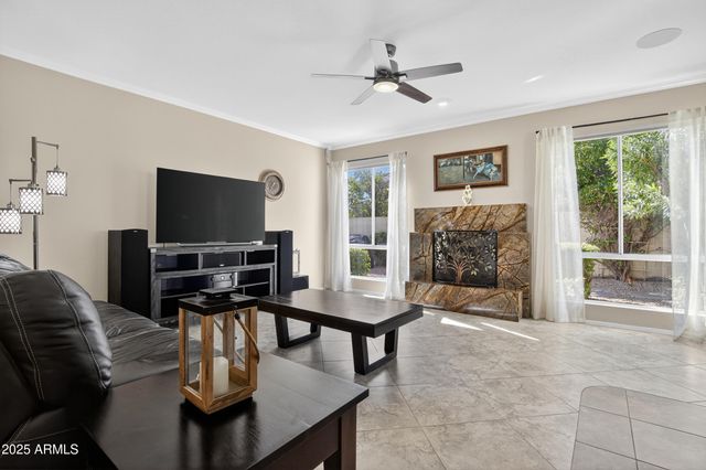 1614 E KATHLEEN Road, Phoenix, AZ 85022