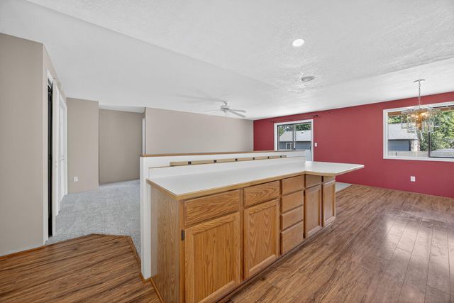 1076 Aspen Street, Medford, OR 97501