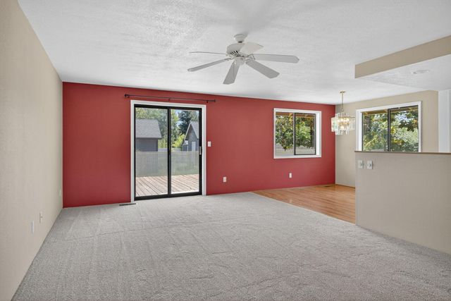 1076 Aspen Street, Medford, OR 97501