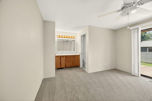 1076 Aspen Street, Medford, OR 97501