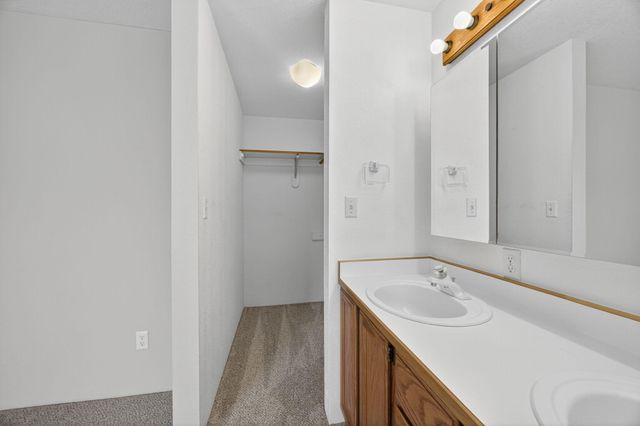 1076 Aspen Street, Medford, OR 97501