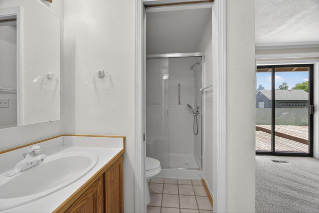 1076 Aspen Street, Medford, OR 97501
