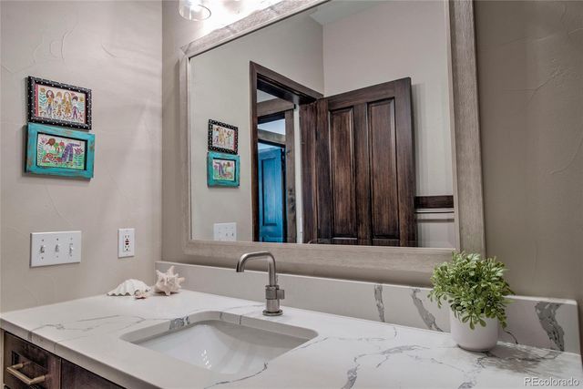 274 Pearl Lane, Silverthorne, CO 80498