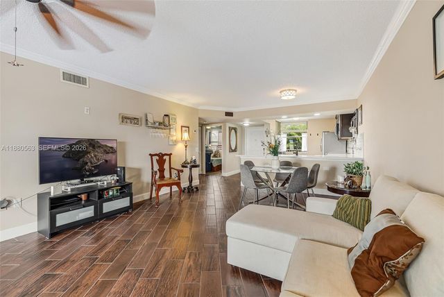 10346 NW 24th Place 304, Sunrise, FL 33322