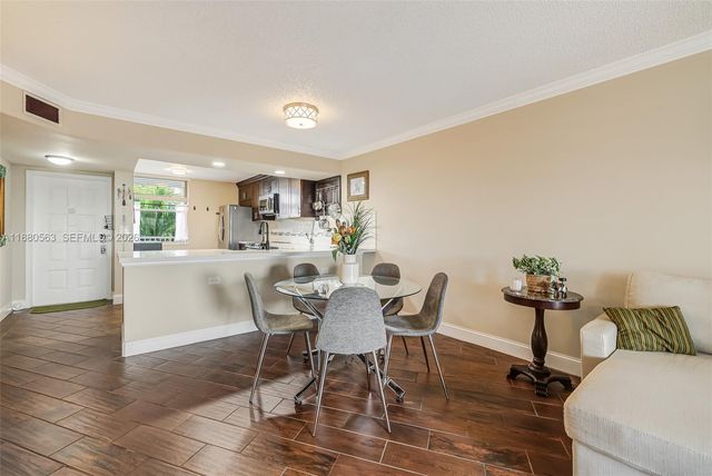 10346 NW 24th Place 304, Sunrise, FL 33322