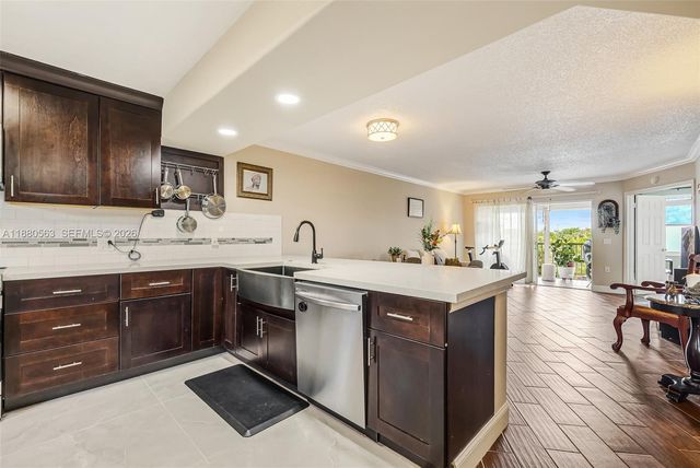 10346 NW 24th Place 304, Sunrise, FL 33322