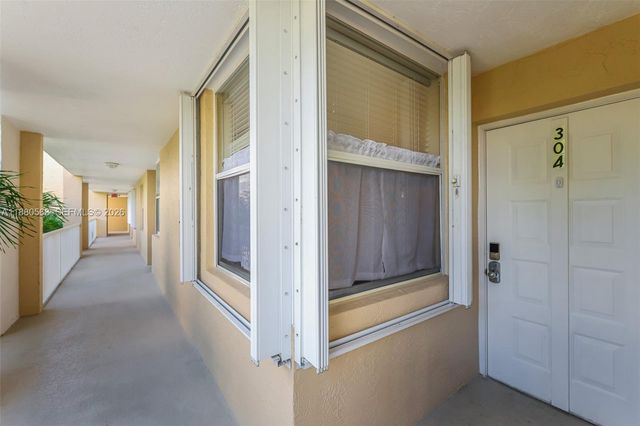 10346 NW 24th Place 304, Sunrise, FL 33322